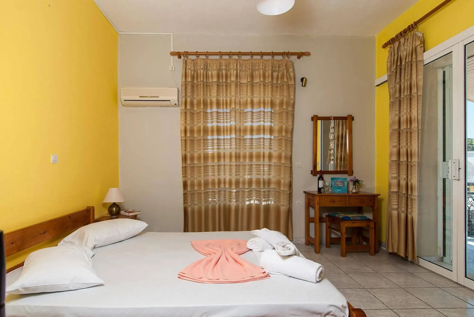 Zante Nest Studios & Apartments