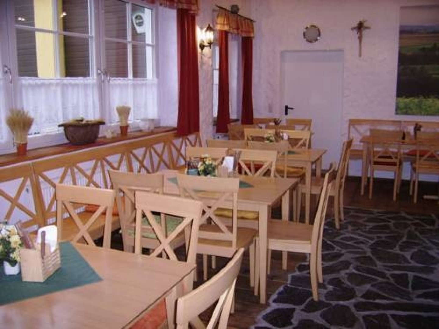 Neues Gästehaus und Hotel-Pension zum Gmoana