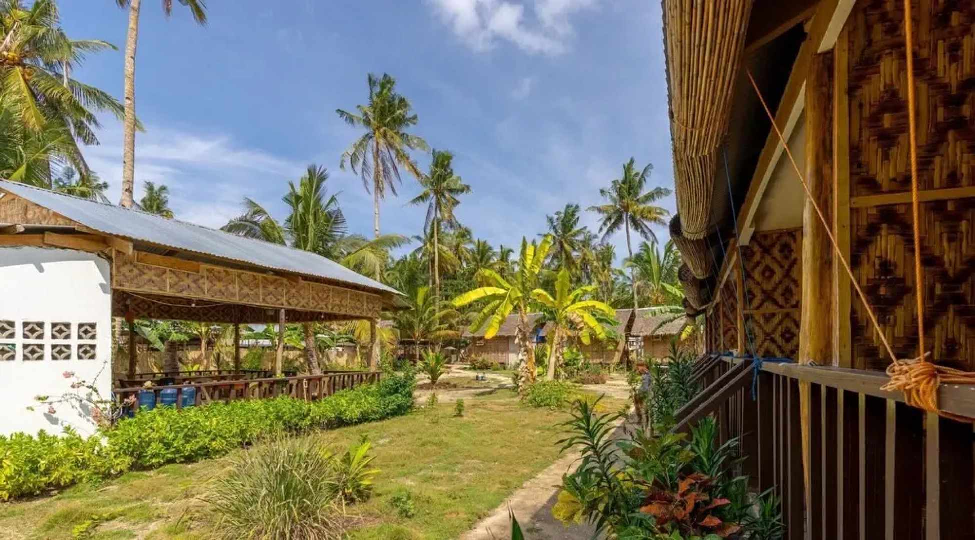 ZEN Rooms Basic Station One Siargao