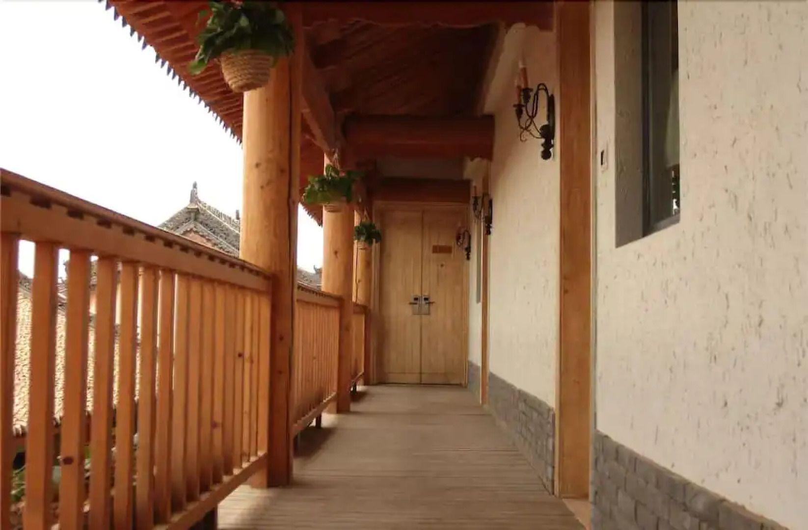 Zuoyouke Theme Hotel