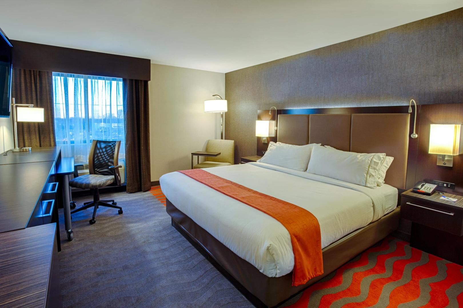 Holiday Inn Express & Suites Baltimore West - Catonsville by IHG