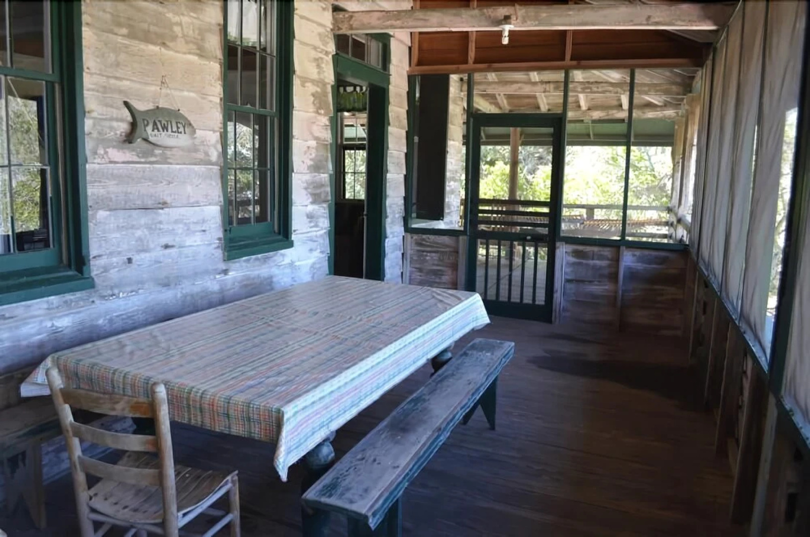 Liberty Lodge 5 Bedrooms 3.5 Bathrooms Home