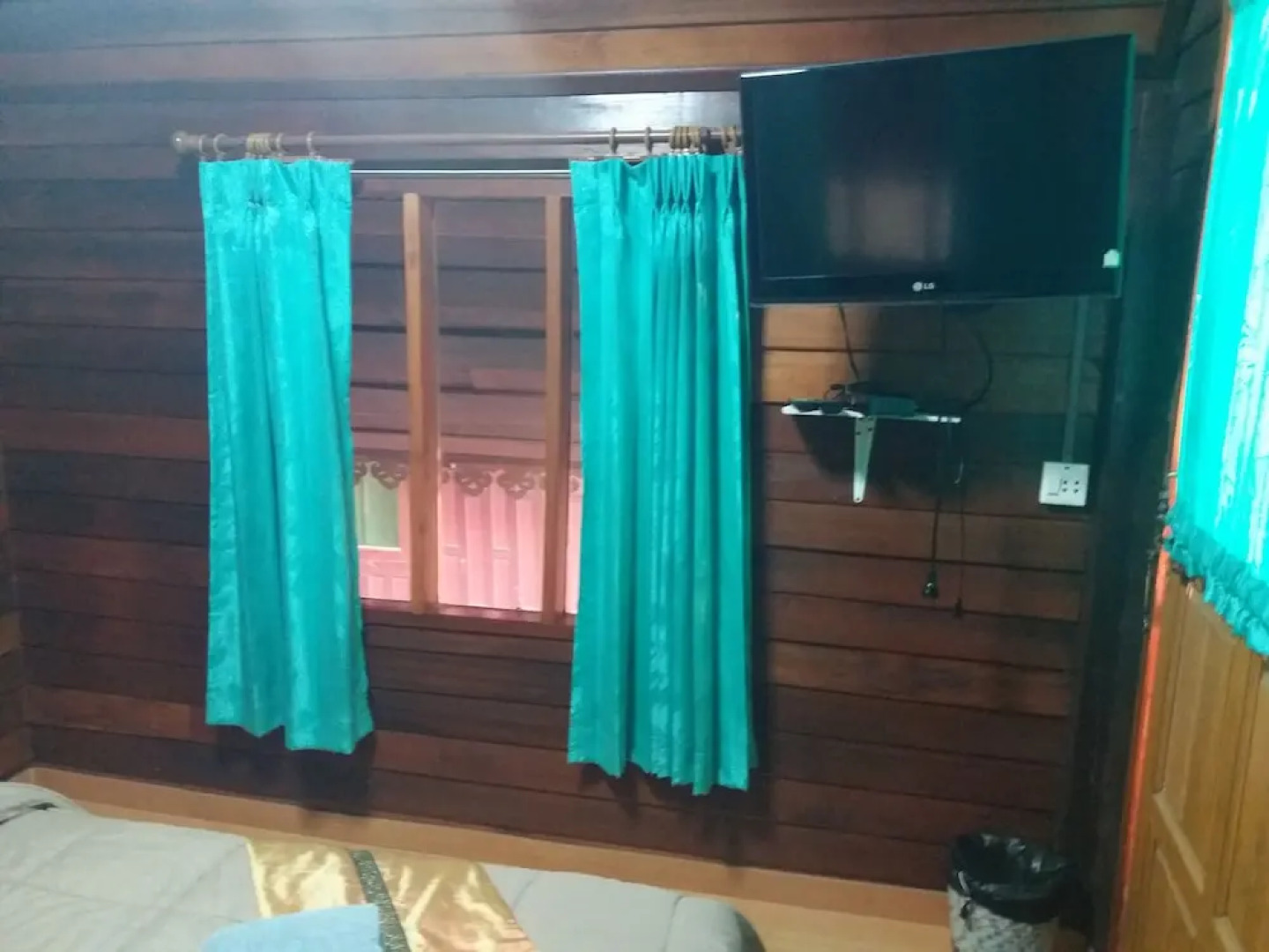 Ban Ruen Thai Resort