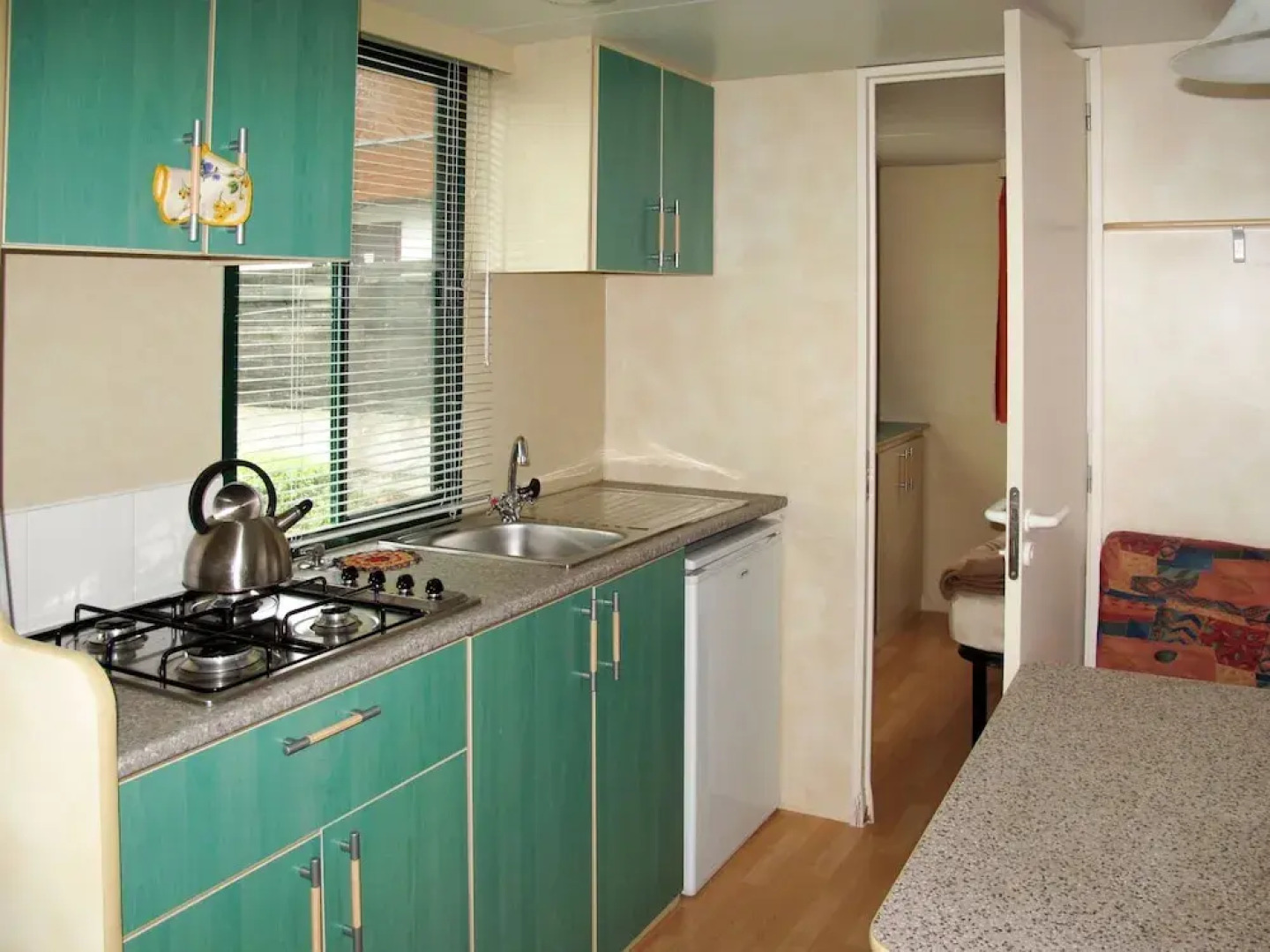 Balatontourist F red Balatonf red