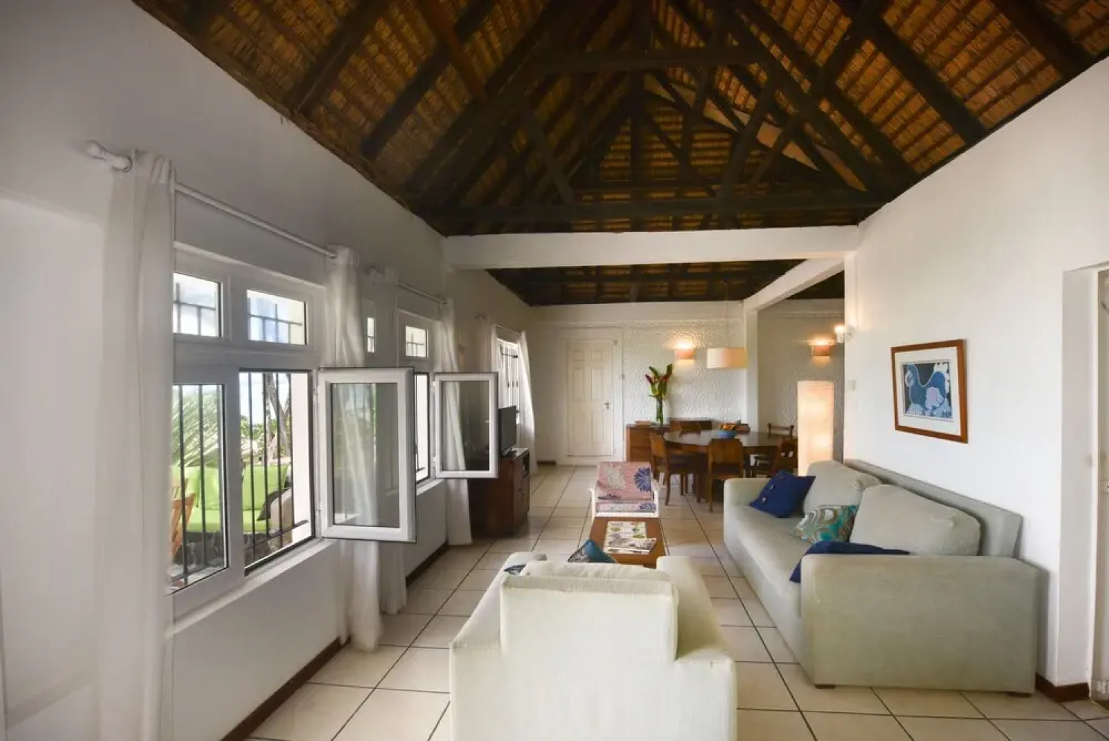 Veloutier Blanc Beachfront Villa by StayMauritius
