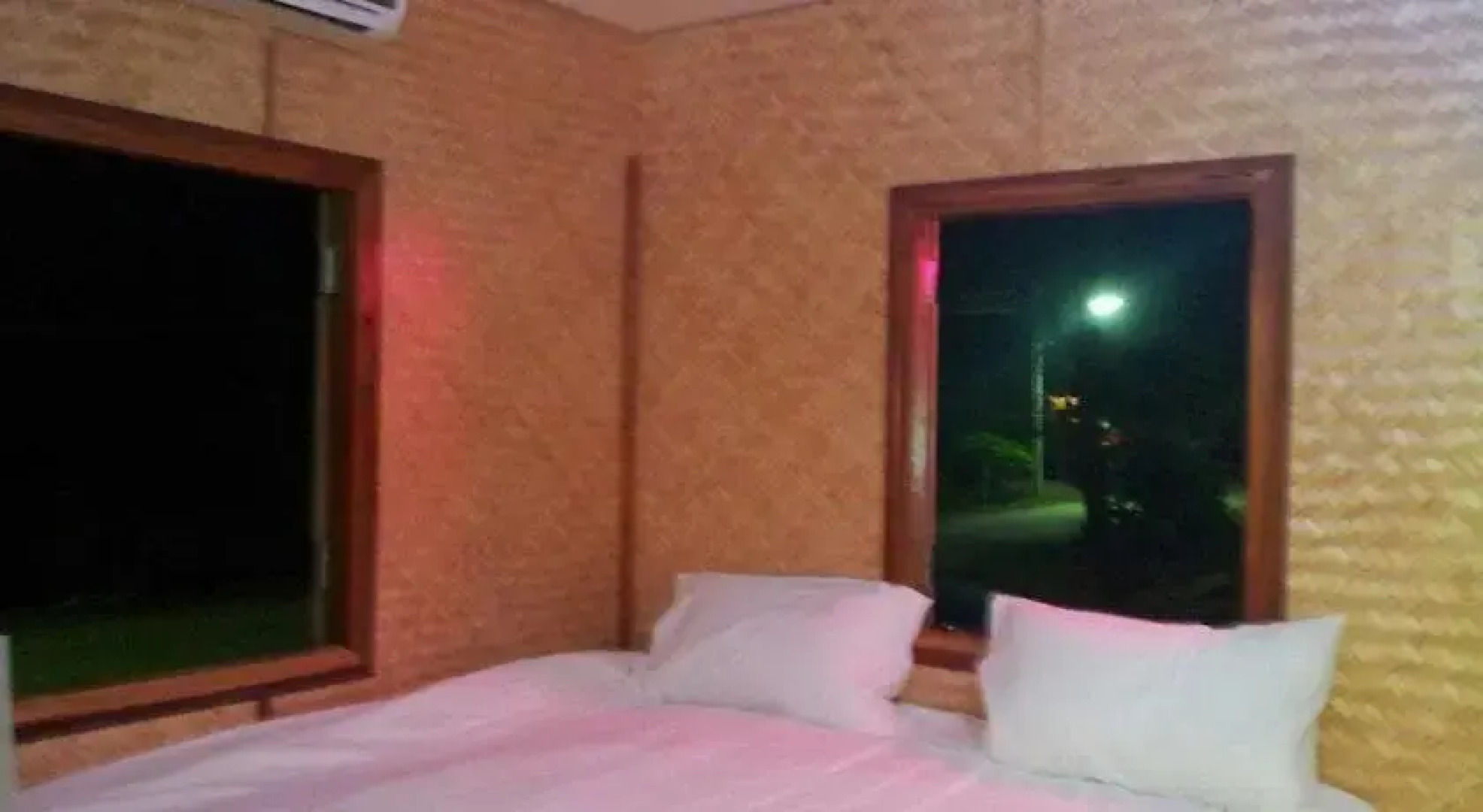 Huean Berng Nam Khong Resort