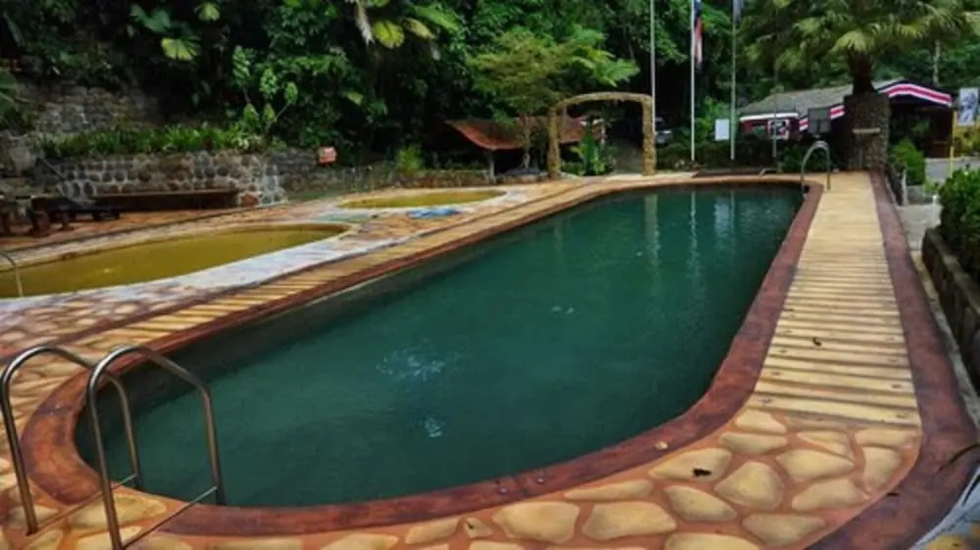 Recreo Verde Hot Springs & Spa