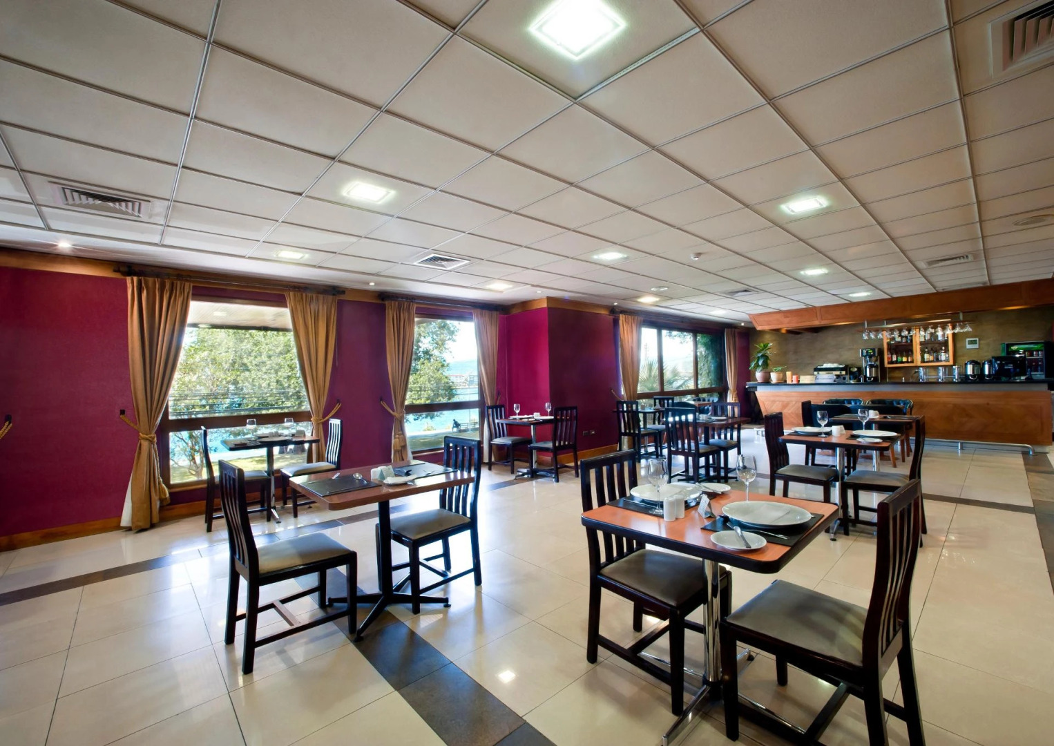 Diego De Almagro Valdivia Hotel