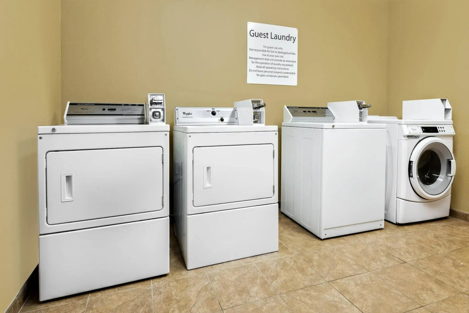 Holiday Inn Express & Suites Cotulla by IHG