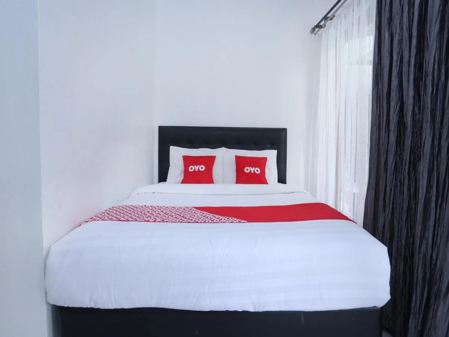 Oyo 426 Hotel Gading Resto