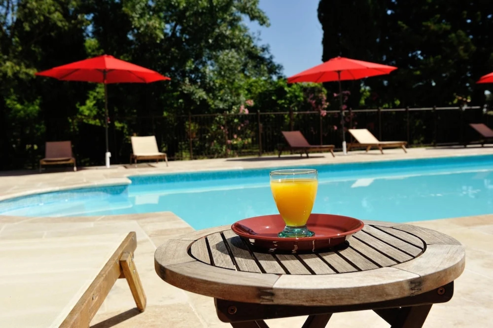 Mansion With 5 Bedrooms in Grans, With Pool Access, Furnished Garden a