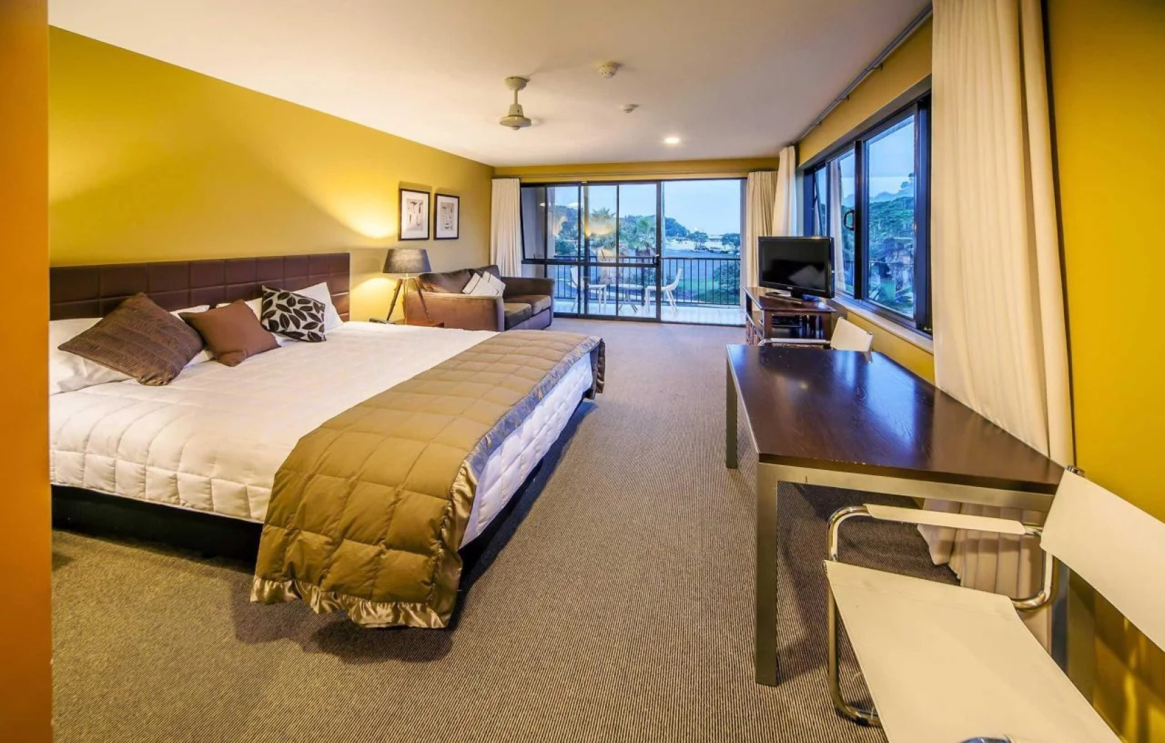 Quality Hotel Oceans Tutukaka