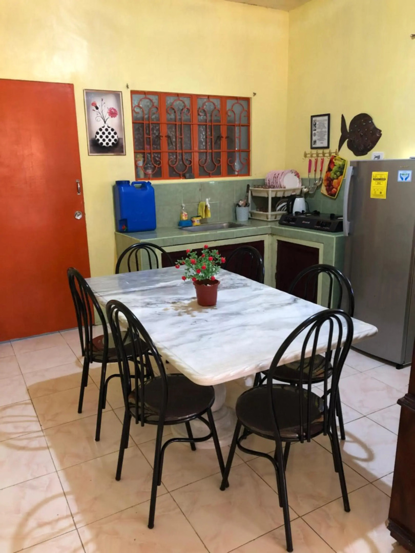 15pax-2minutes to Vigan-Rose and Fer Transient-2 Bedroom House