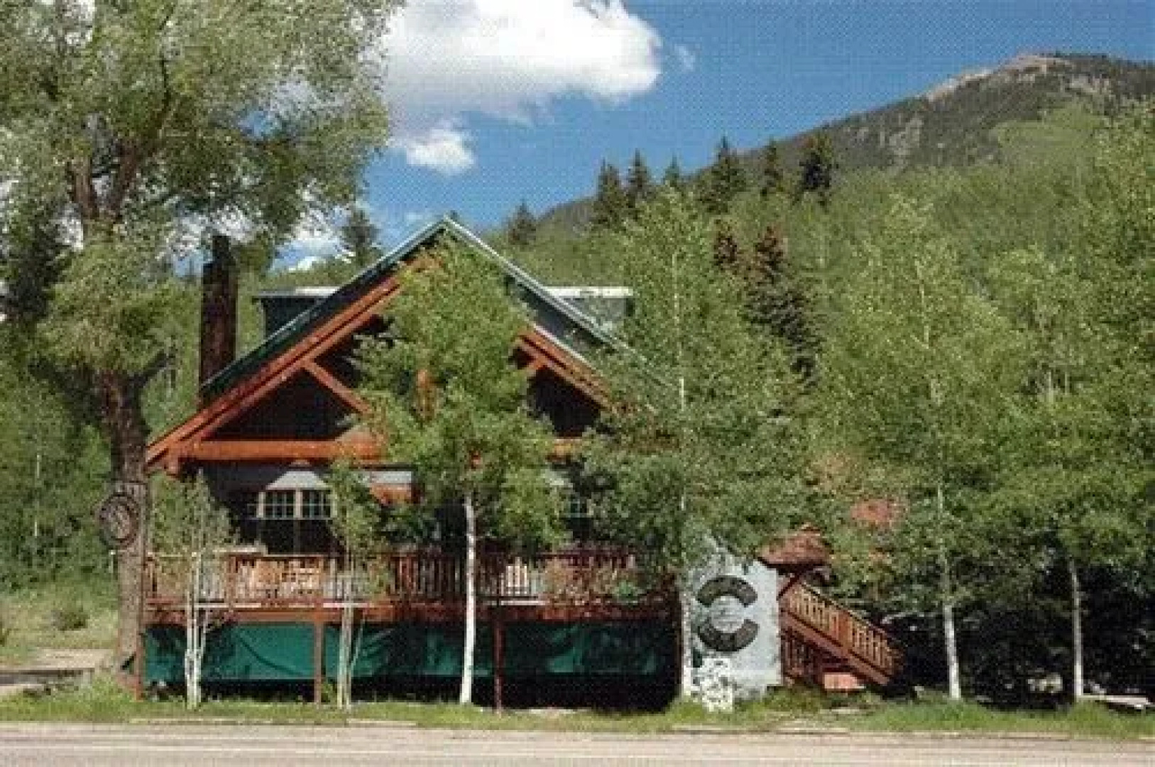 Rico Hotel Mountain Lodge & Argentine Grille