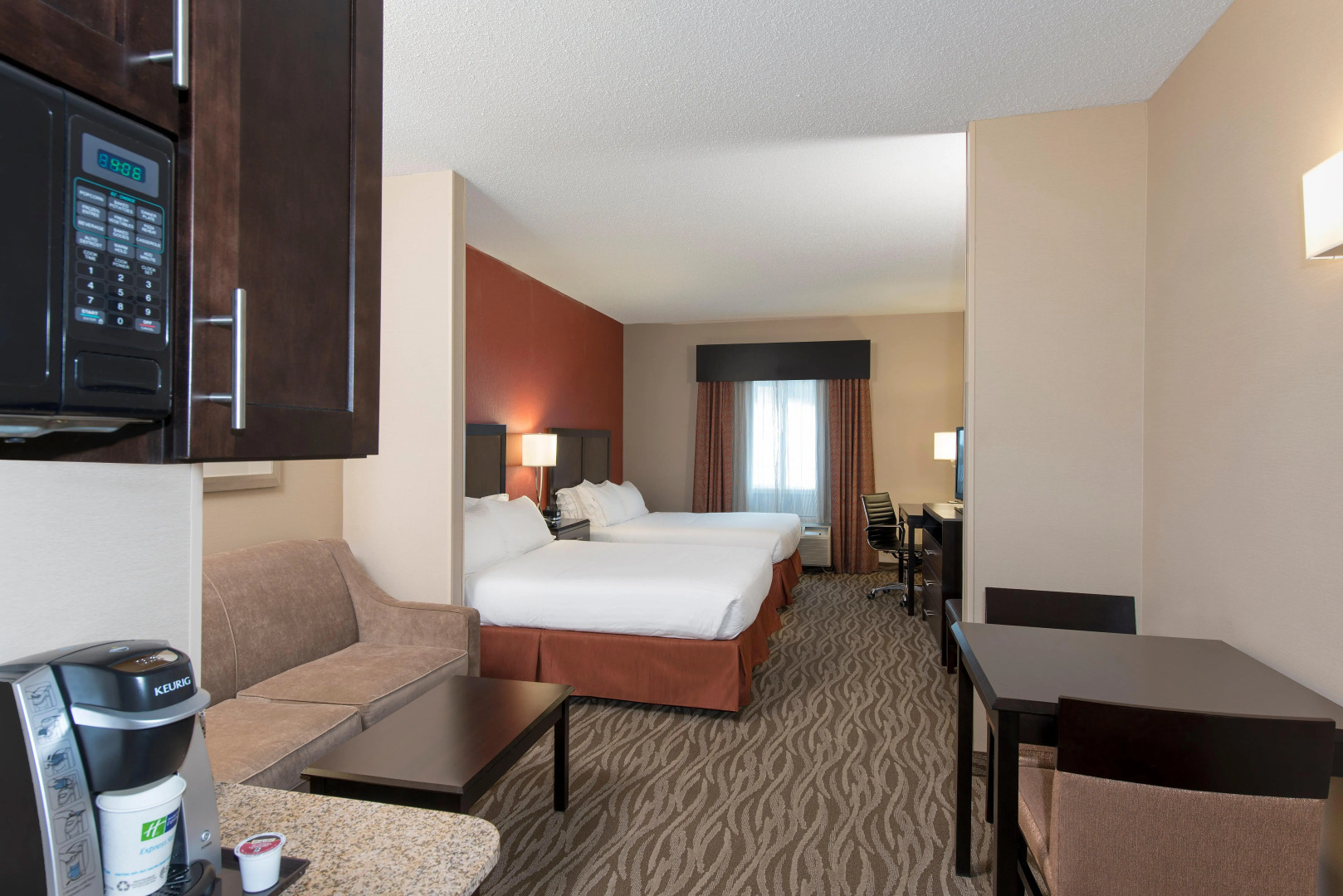 Holiday Inn Express Hotel & Suites Grand Rapids-North by IHG