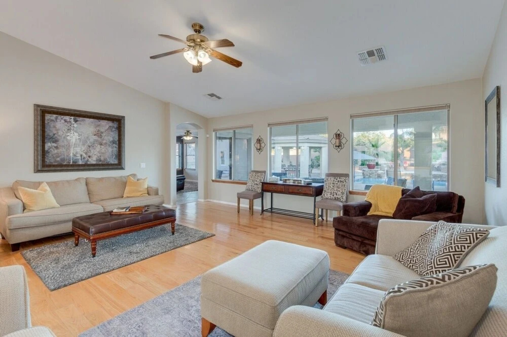 Oasis in The Desert! 5 Bedrooms, 3 Baths, Heated Resort Pool and Spa! Separate Casita! by Redawning