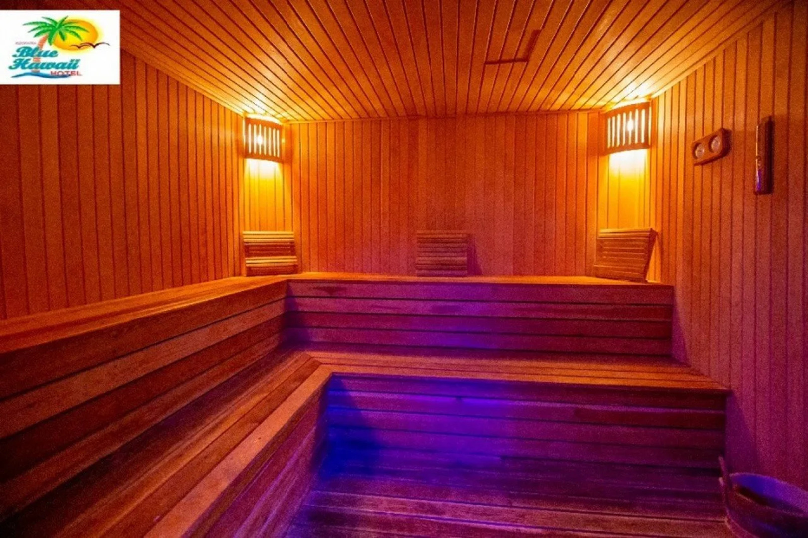 Kleopatra Blue Hawaii Hotel