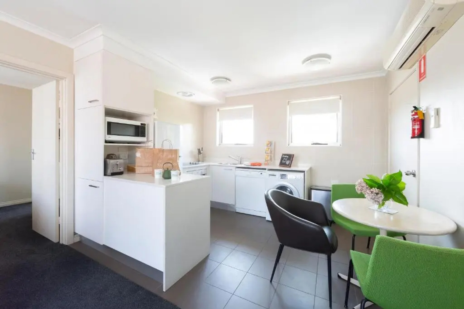 Forrest Hotel and Apartments