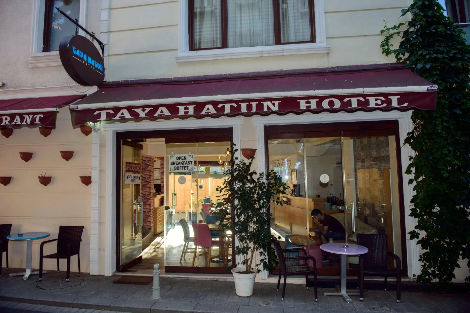 Taya Hatun Hotel