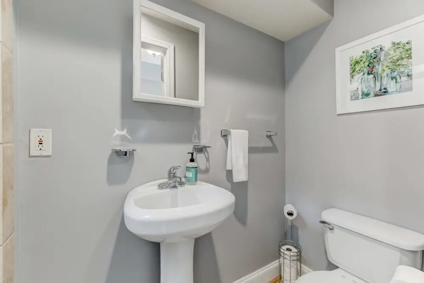 Upscale Home W/rooftopdeck&parking Near Stadiums