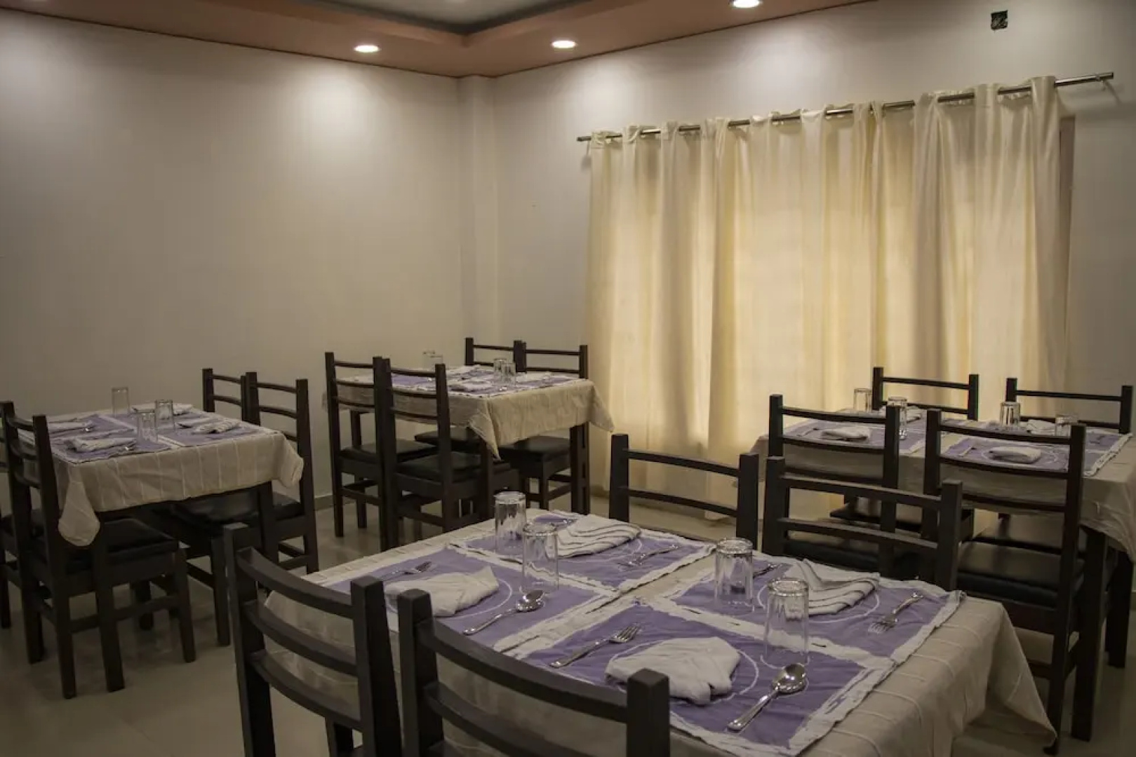 Hotel Nava Yug