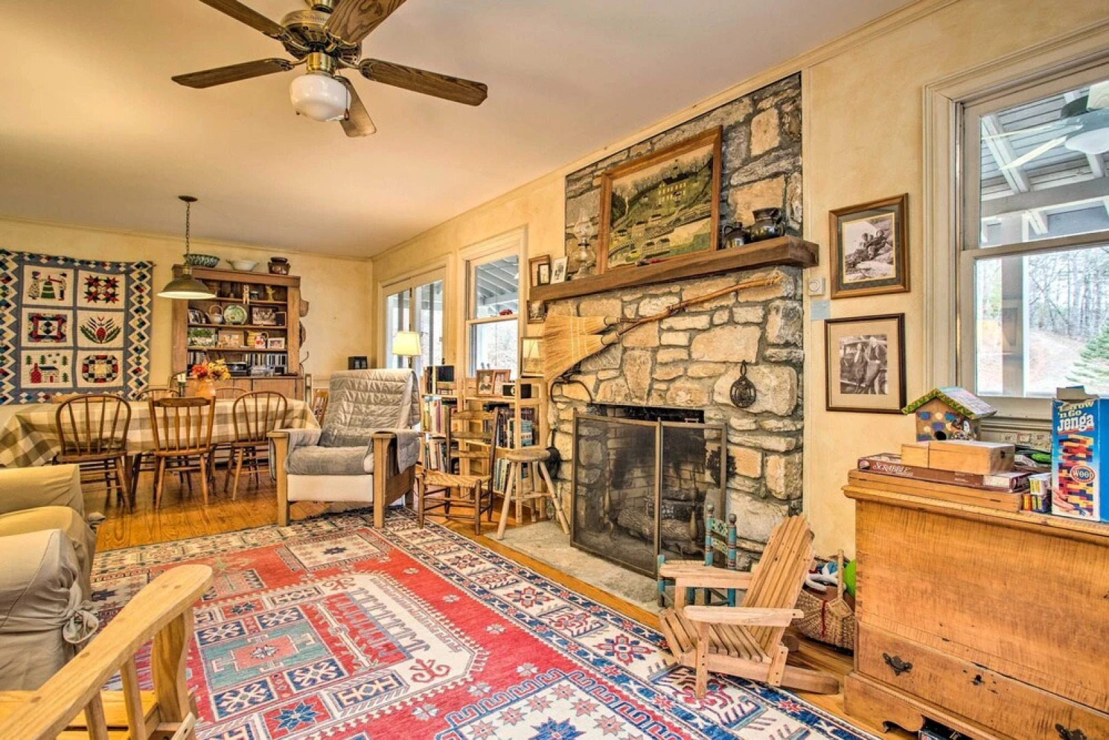 Blue Ridge Mountain Escape ~ 8 Mi to Chimney Rock