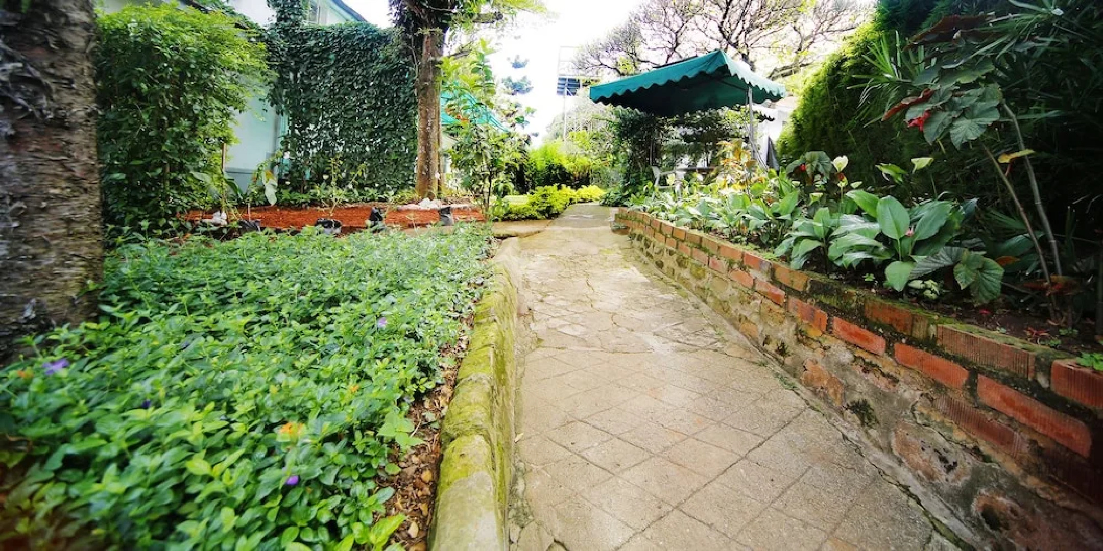 Shangri-la Hotel Uganda