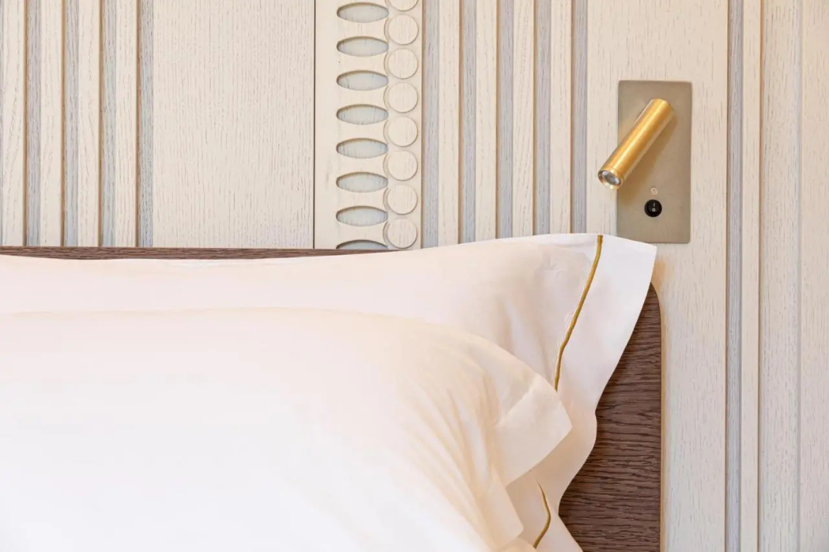 Отель Silken El Pilar Andalucia