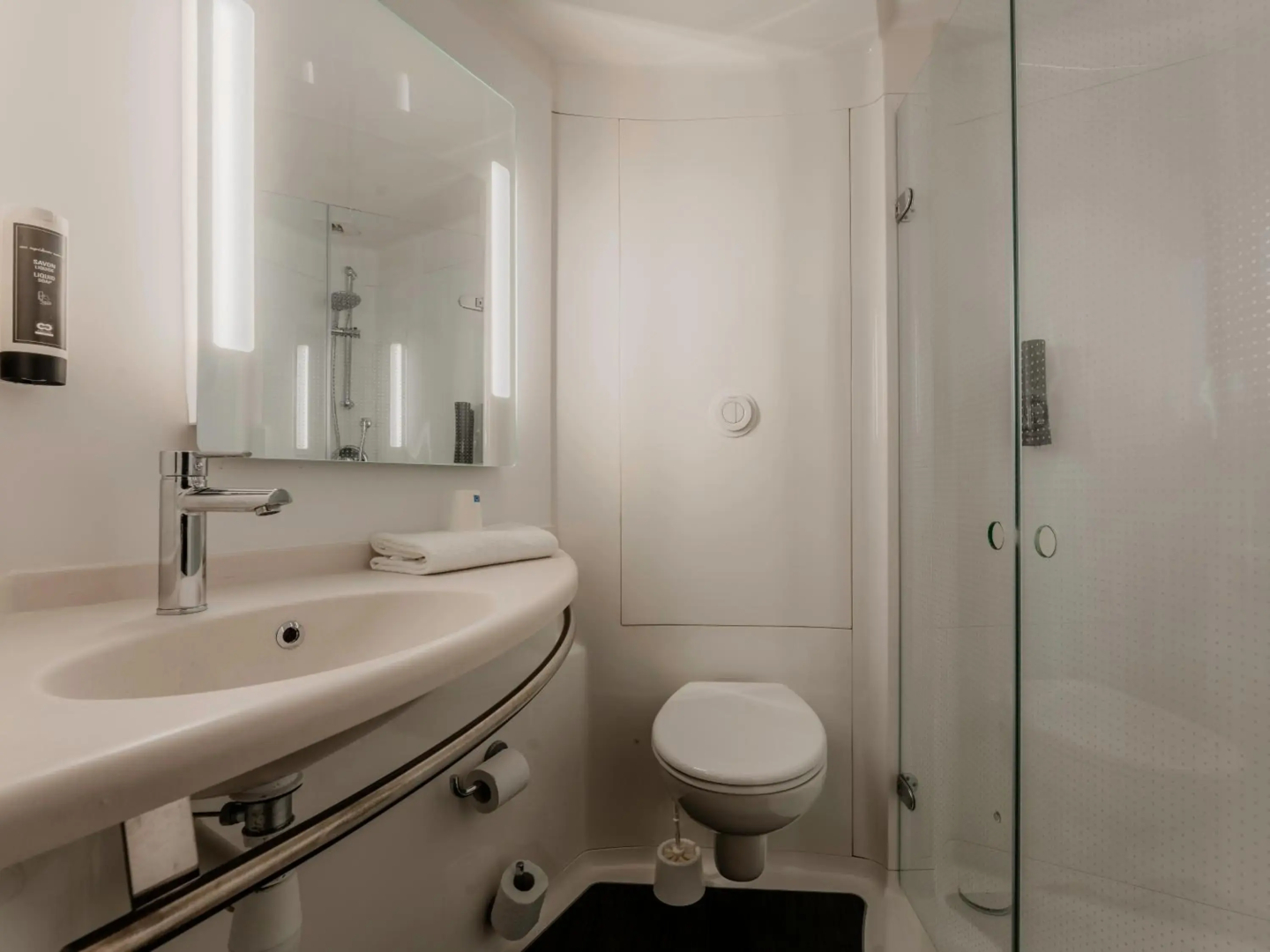 B&B HOTEL Maubeuge Gare