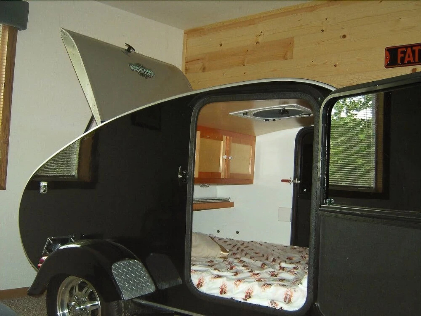 Country Cabins Motel