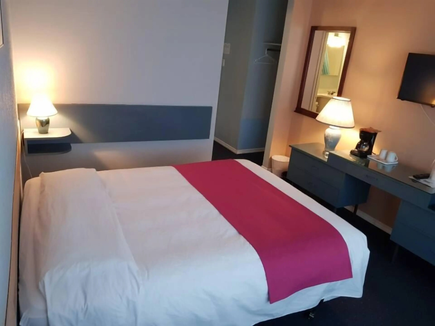 Nights Inn