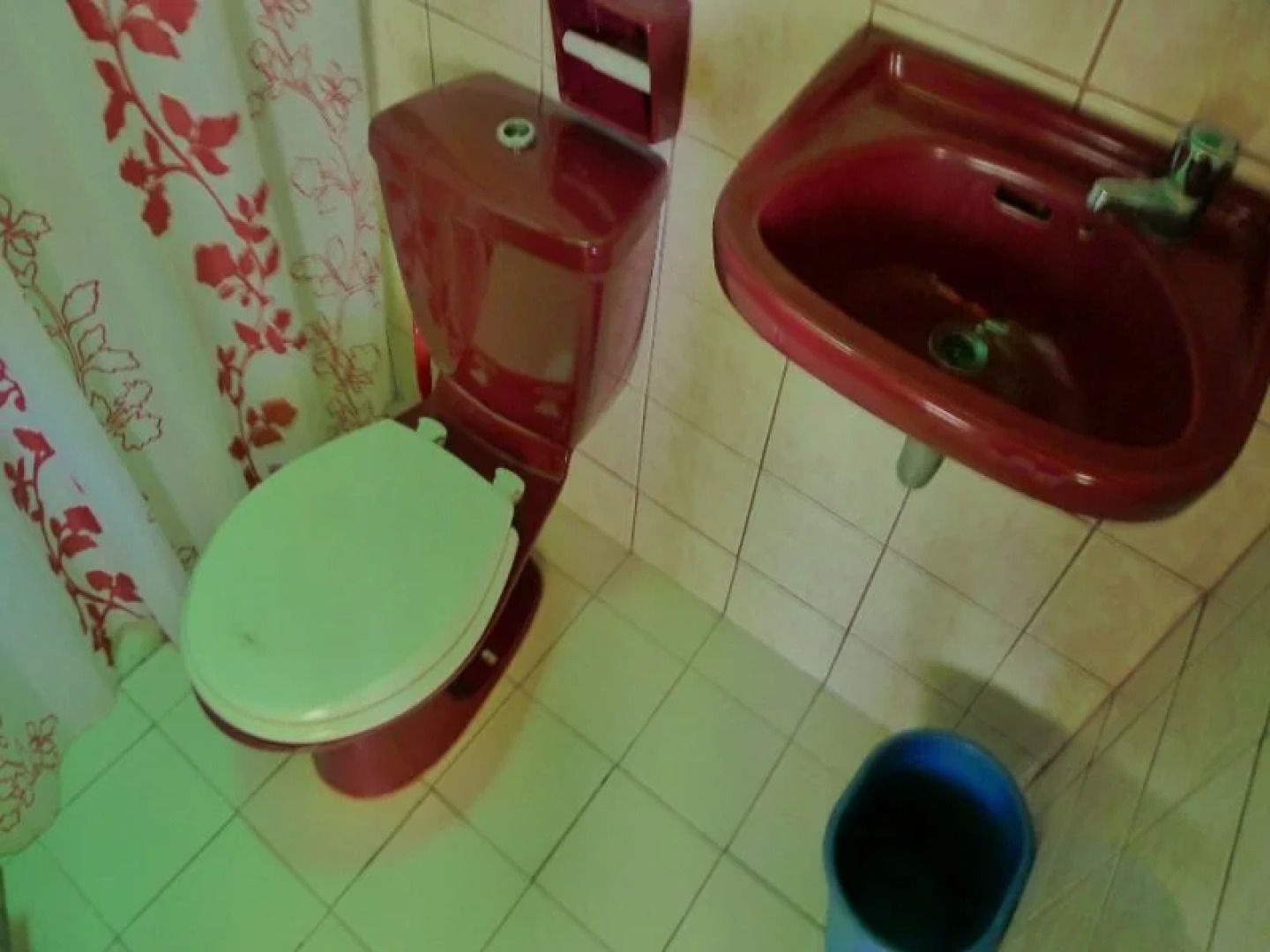 Elsas Cottage & Restaurant