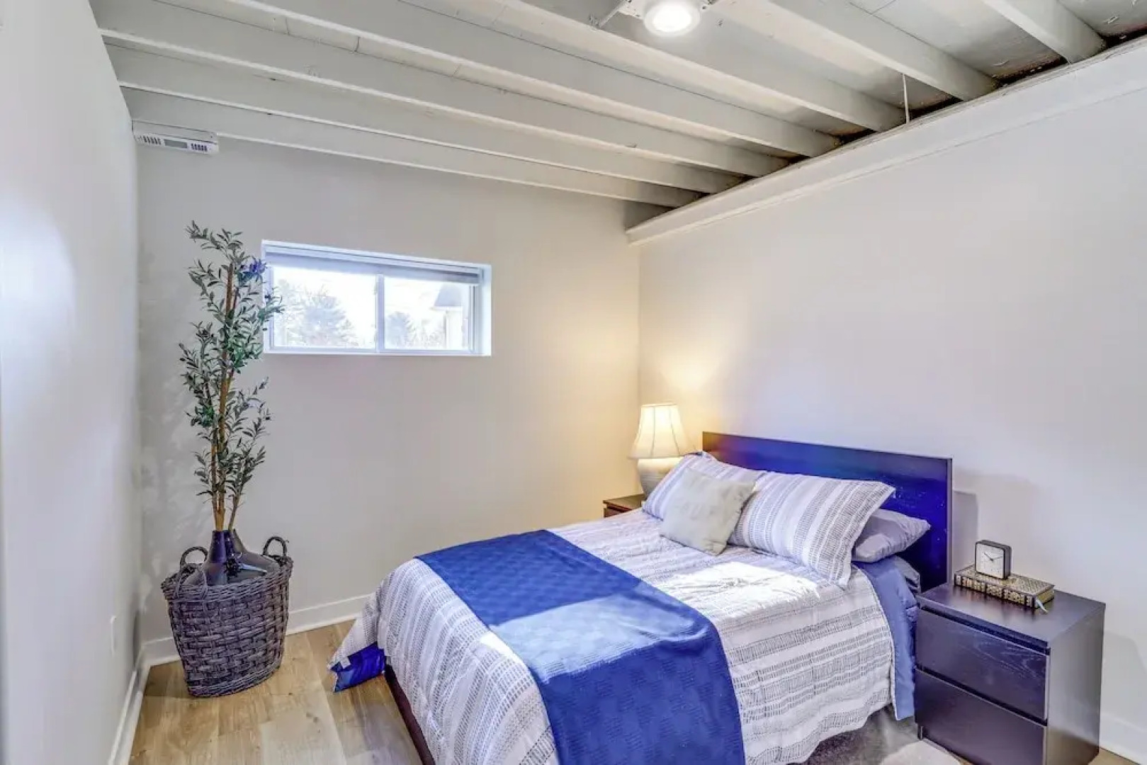 Modern Buckeye Lake Retreat: Game Room & Fire Pit!