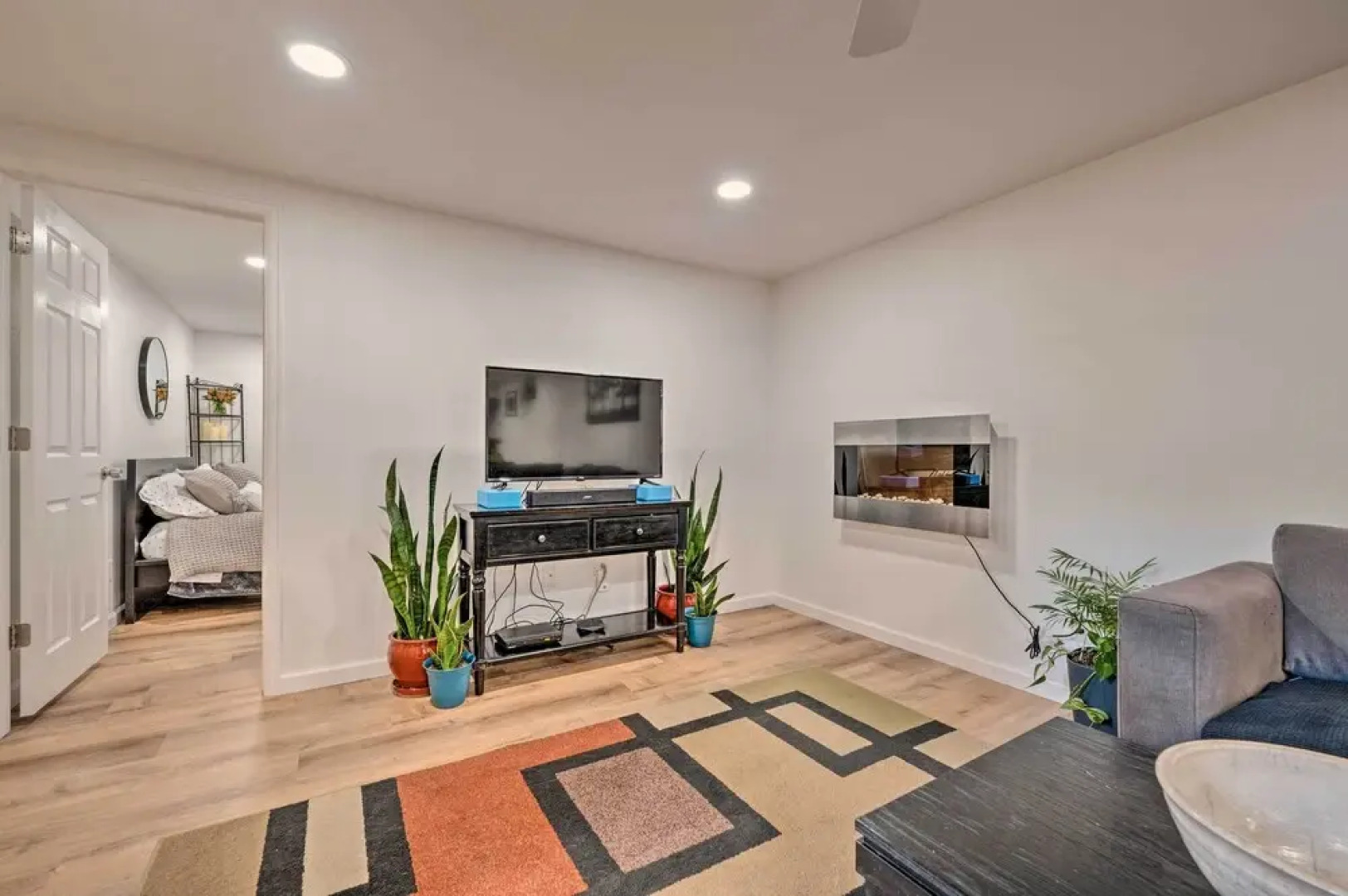 3 Mi to Olde Town Arvada: Modern Duplex w/ Patio!