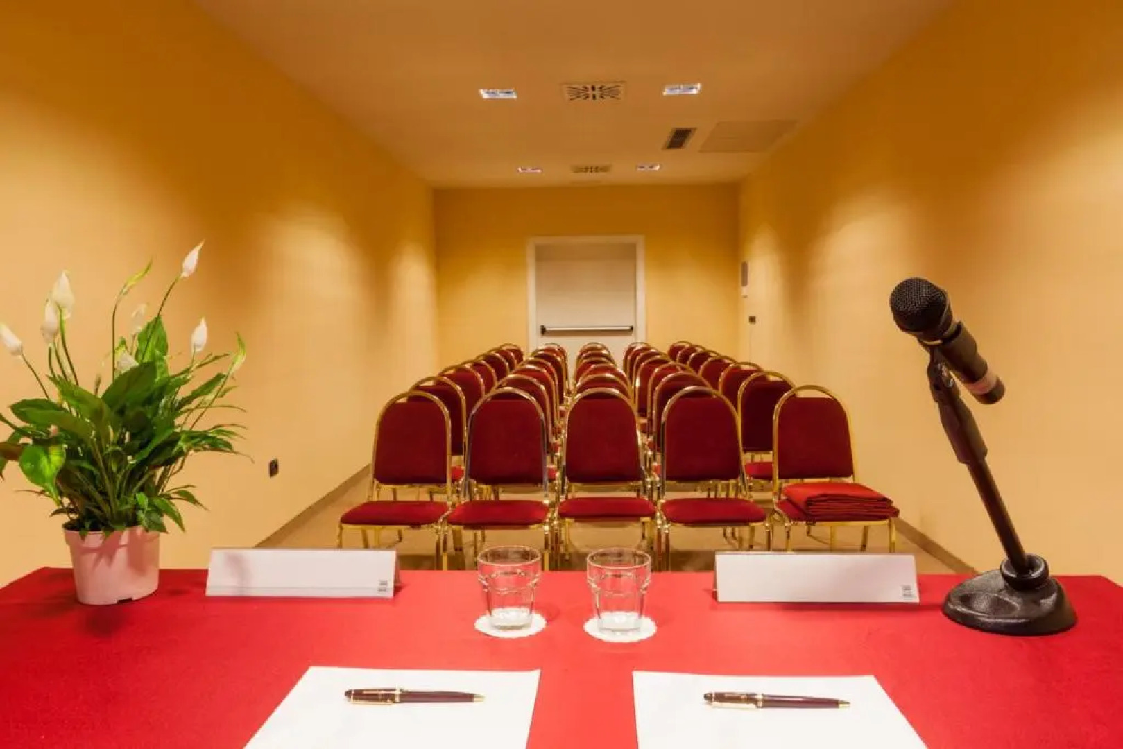 Hotel Boffenigo  The Golden Hour