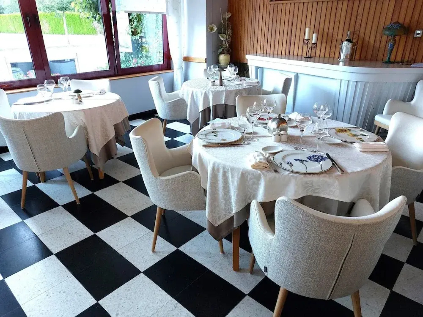 Logis Hôtel & Restaurant des Lacs