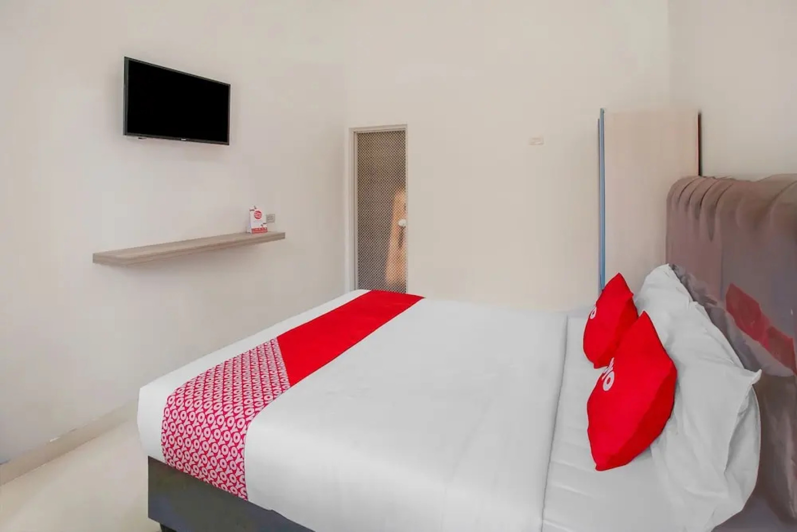 Wisma Bambu Syariah by  OYO Rooms