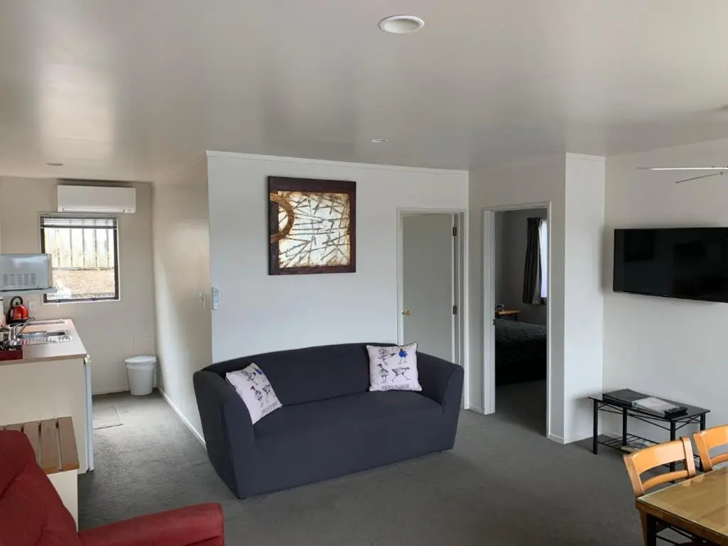 Bk's Pohutukawa Lodge