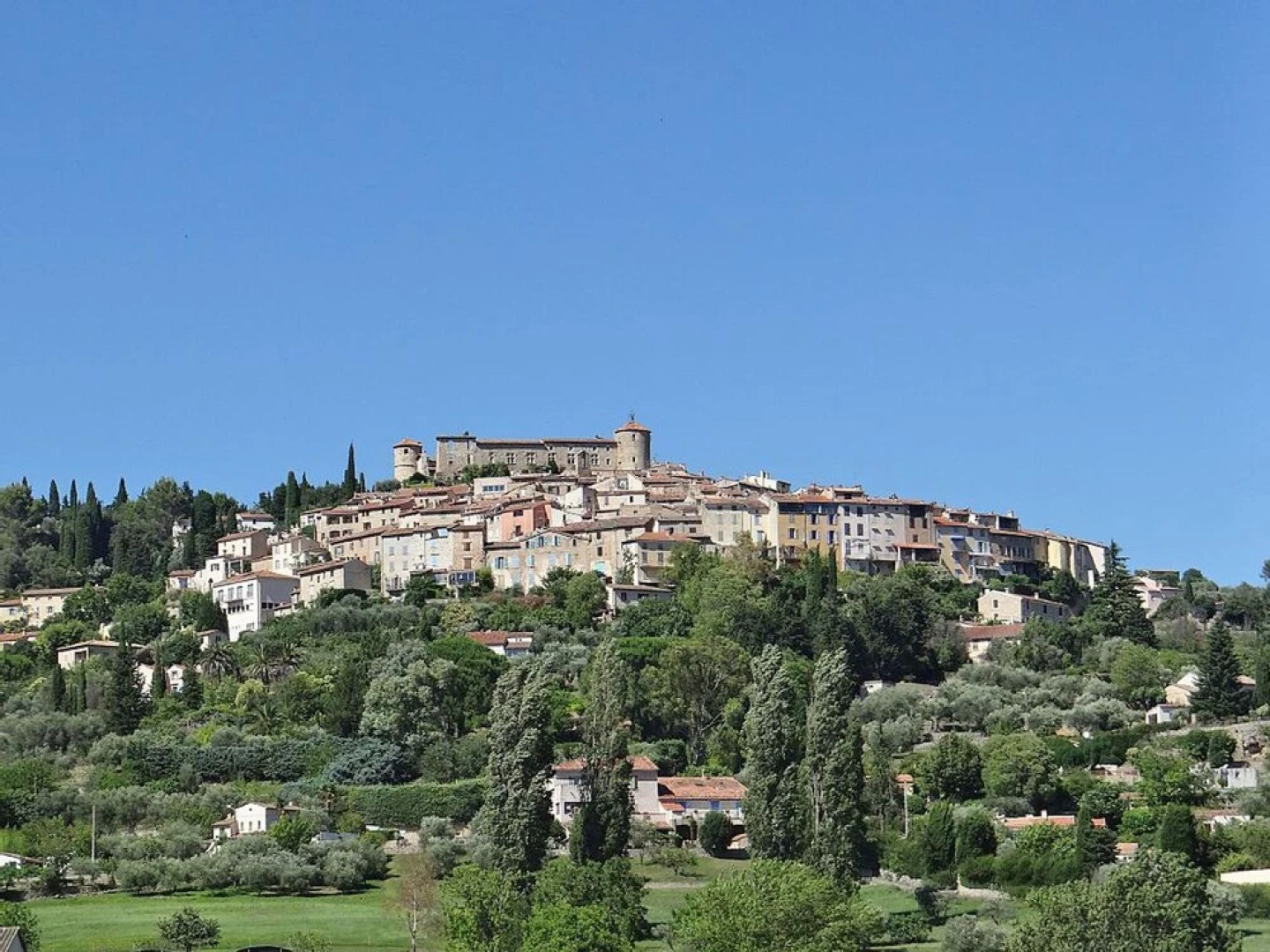 Alluring Holiday Home in Callian With Private Swimming Pool