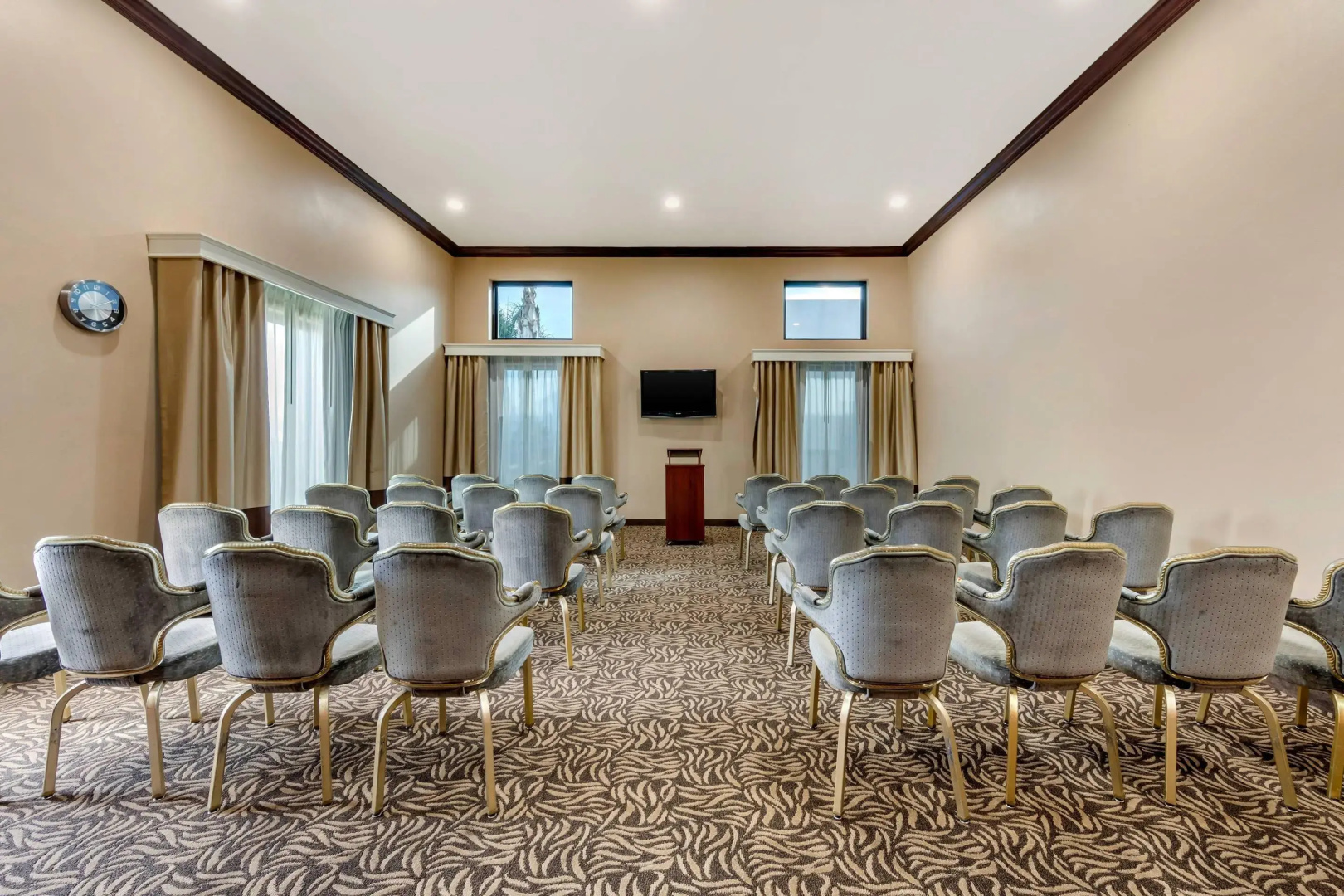 Comfort Inn & Suites Colton