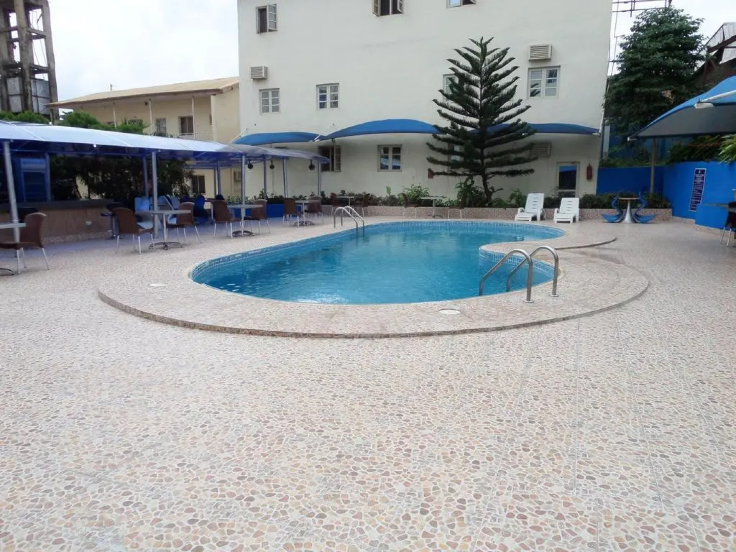 Golden Tulip Lagos Airport Hotel