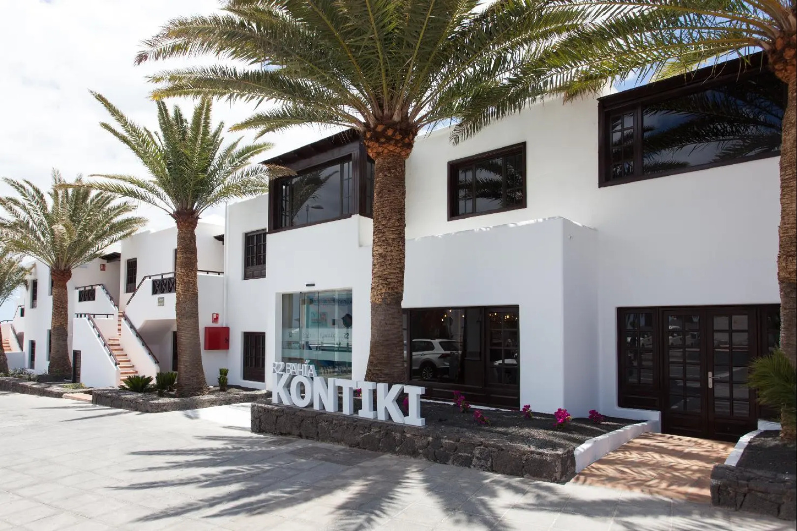 R2 Bahía Kontiki Beach Apartments