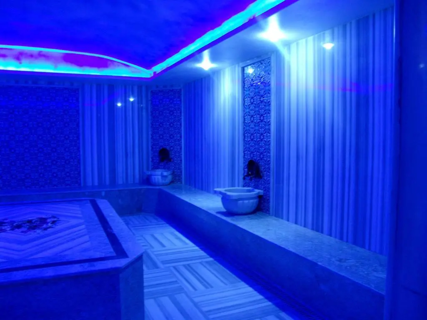 Seven Deep Hotel