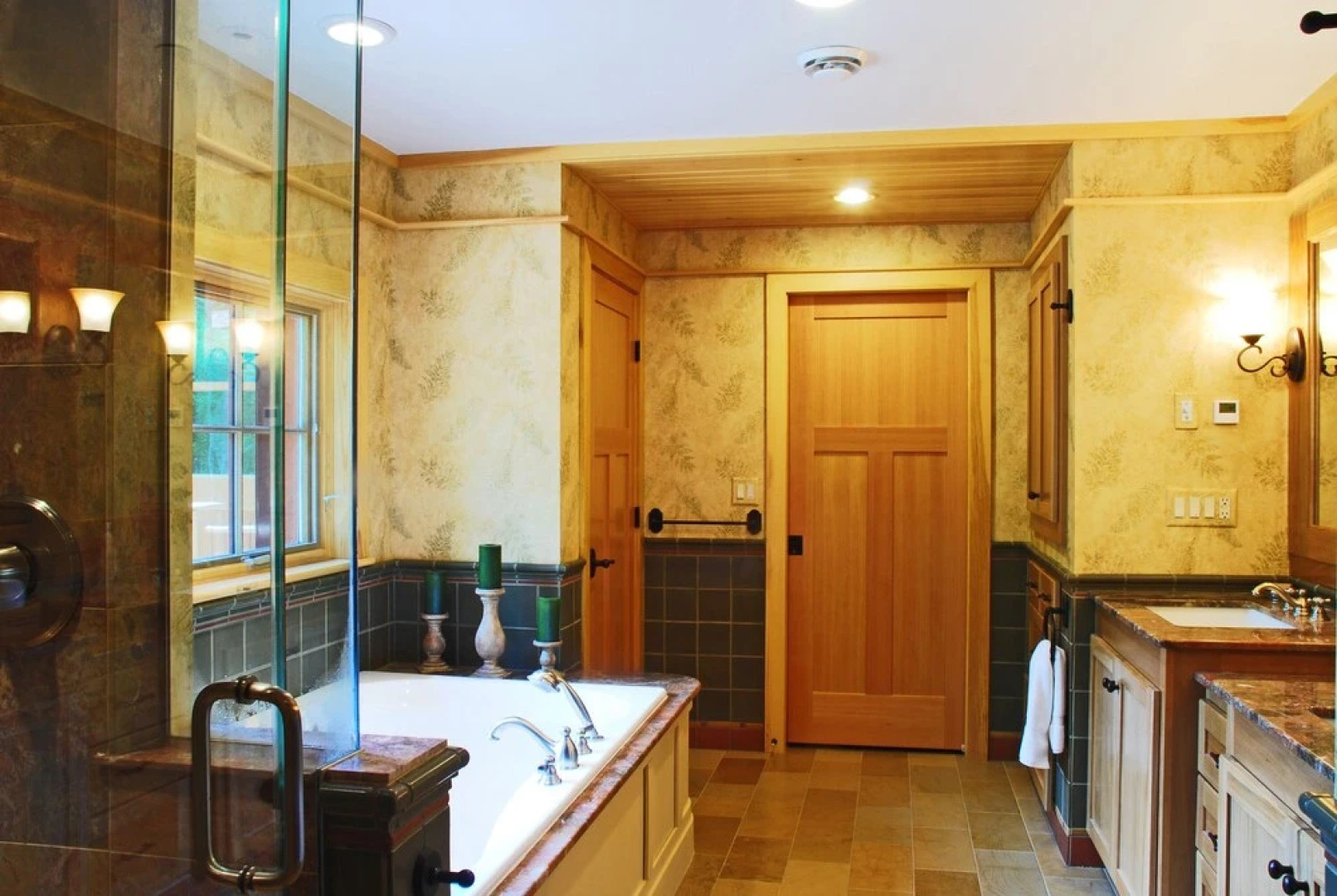 The Mountain Top Inn & Resort