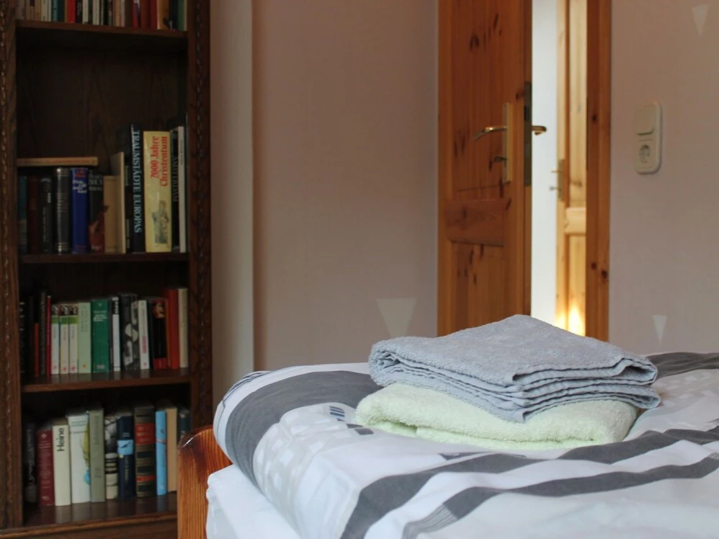 Geraeumige Ferienwohnung in Boddin mit Garten