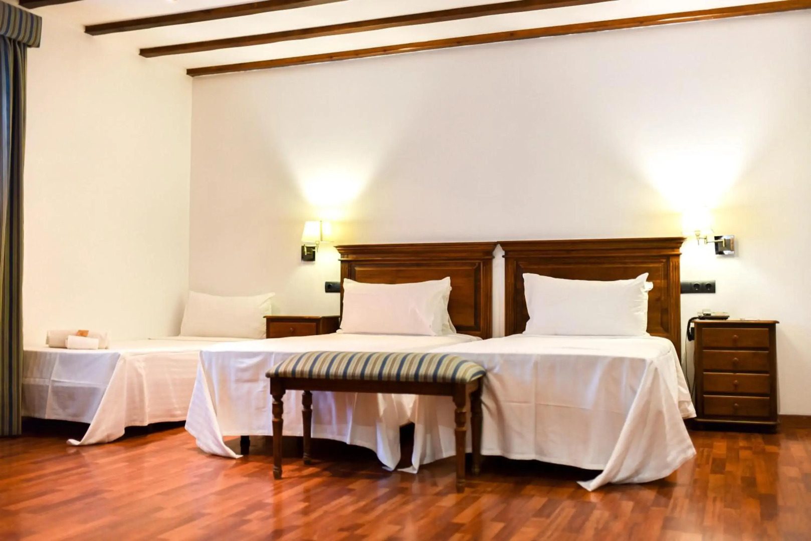 Hotel Alegria Bodega Real