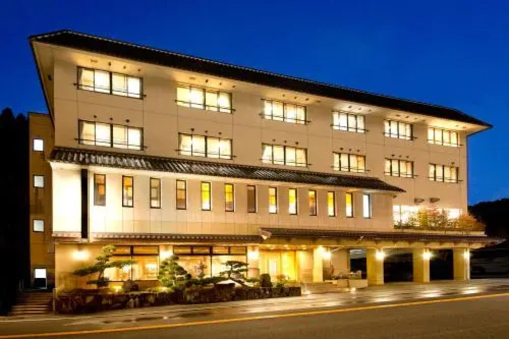 Yumura Onsen Kinokairori Kotobukisou