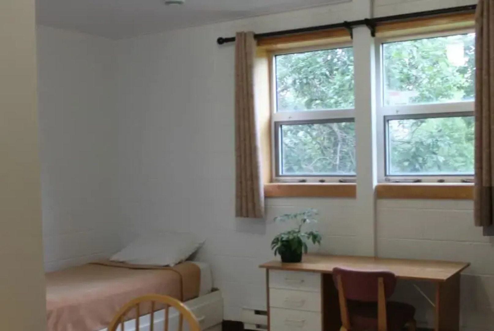 Backpacker College @ Memorial University - Grenfell Campus