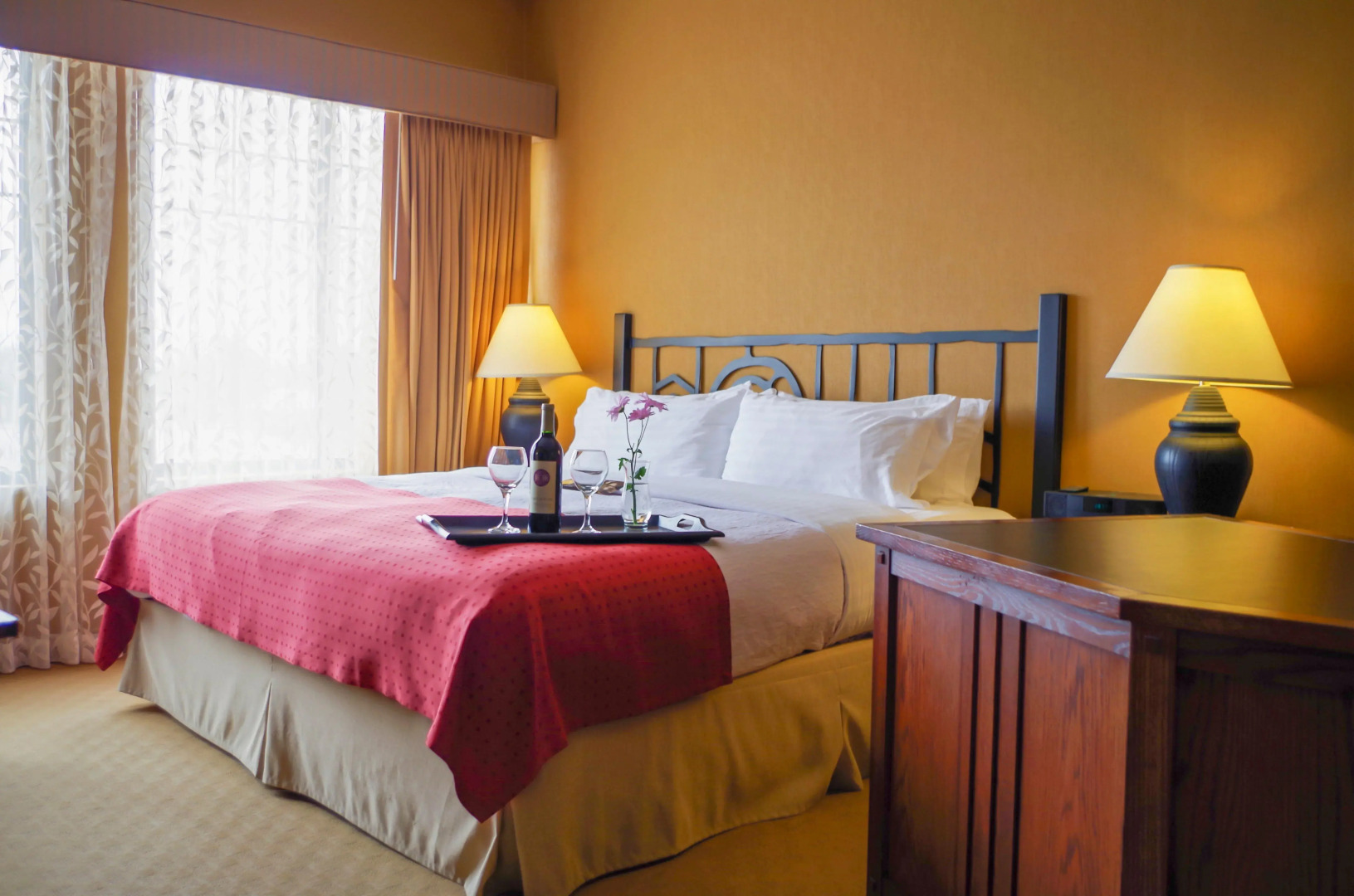 Holiday Inn Pewaukee - Milwaukee West by IHG