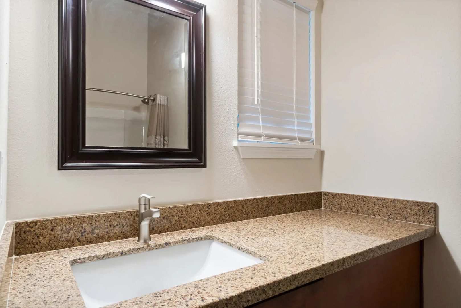 Castle Waimea Country Lodge